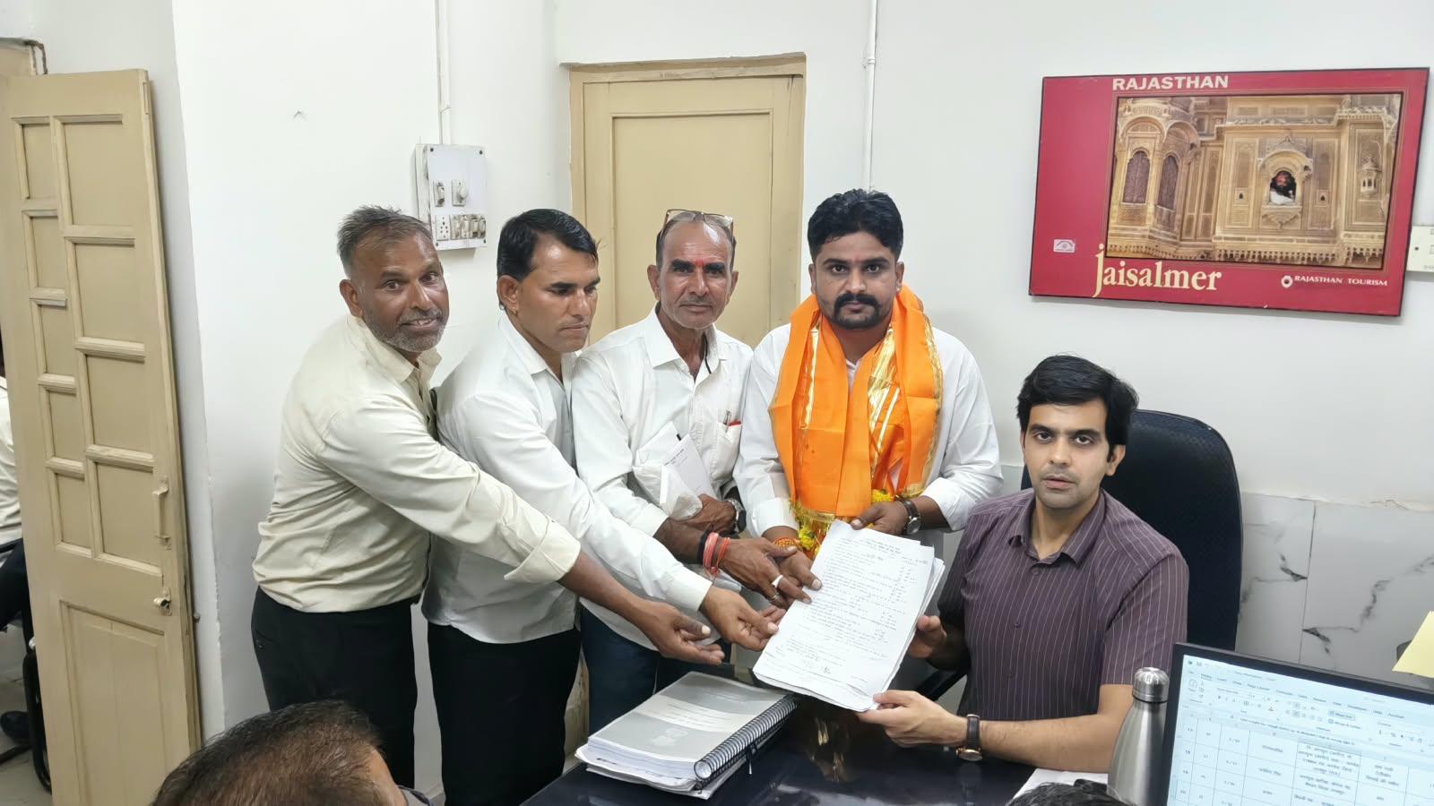 भाजपा ने स्थानीय युवा चेहरे चुण्डावत पर जताया भरोसा,कांग्रेस से टिकट नहीं मिलने पर निर्दलीय मैदान में